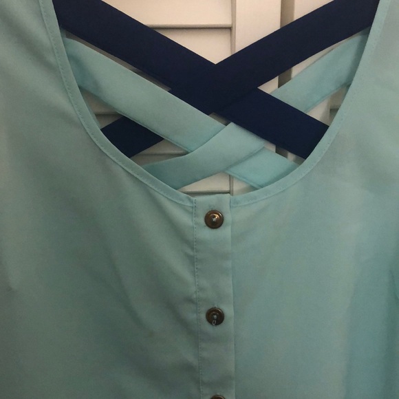 Sleeveless top for work - Picture 2 of 6